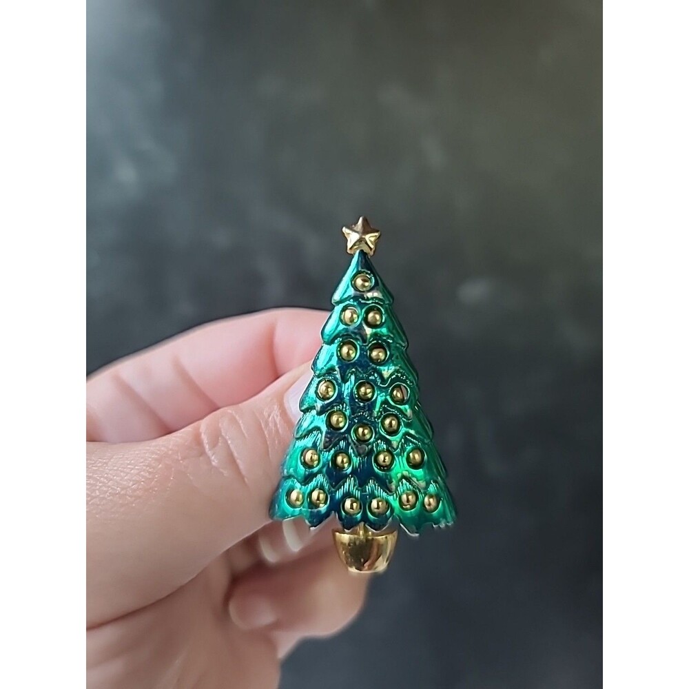 Danecraft Green And Gold Christmas Tree Shaped Brooch Vintage
